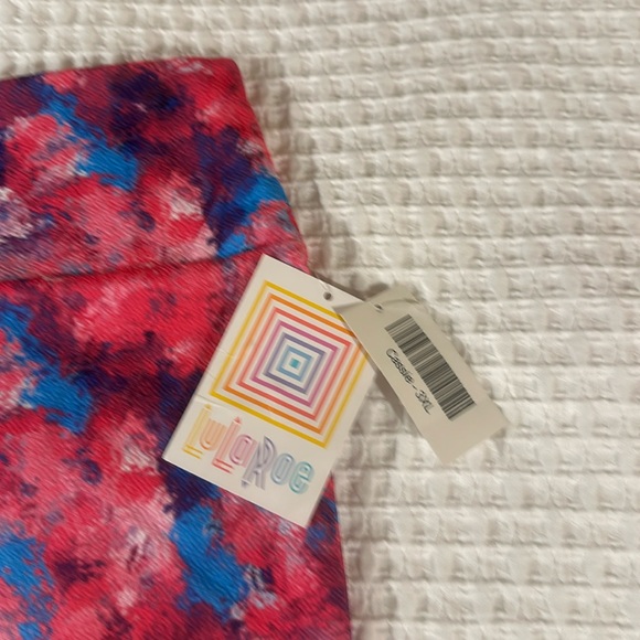 LuLaRoe Women’s Cassie Pencil Skirt/Size:3XL /Color: Multi-Pink/Blue Print (NWT) - Picture 2 of 7